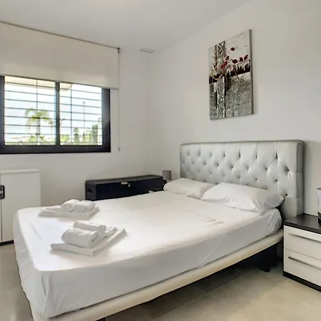 Silene 3010 Apartment
